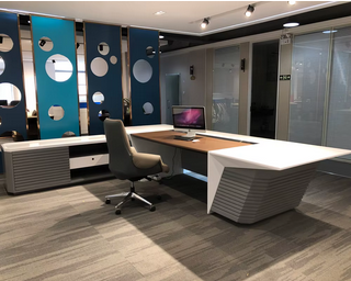 Boss Executive Desk